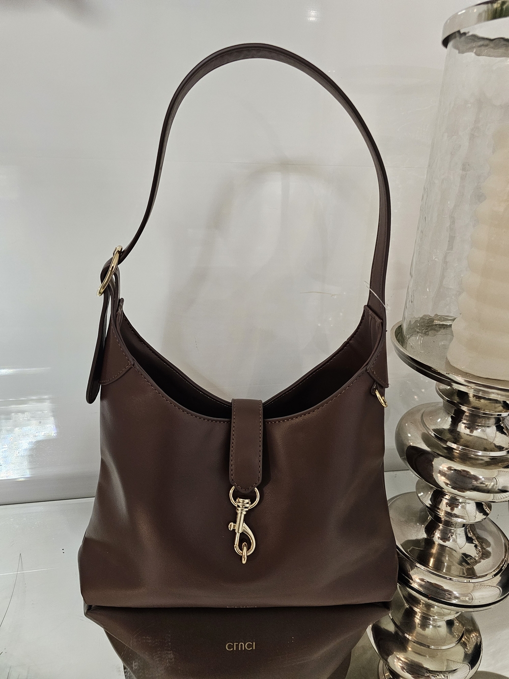 Elegant Dark Brown Shoulder Bag with Gold Accent